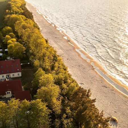 Nad Brzegiem Baltyku Hotell Sarbinowo Exteriör bild