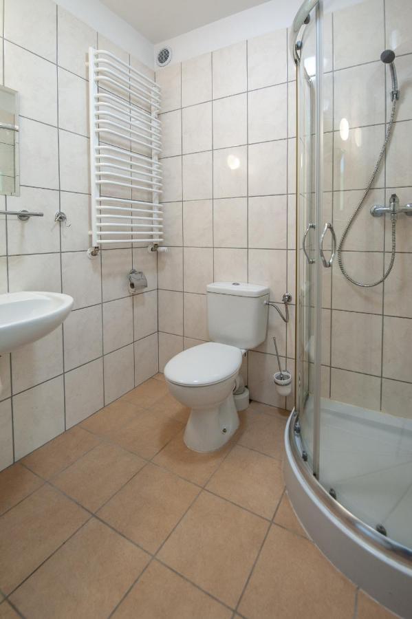Nad Brzegiem Baltyku Hotell Sarbinowo Exteriör bild