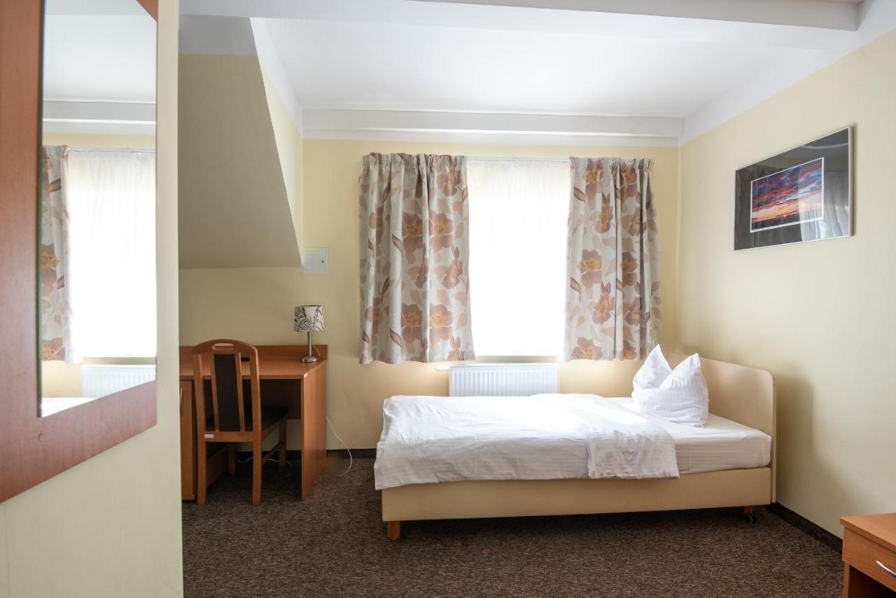Nad Brzegiem Baltyku Hotell Sarbinowo Exteriör bild